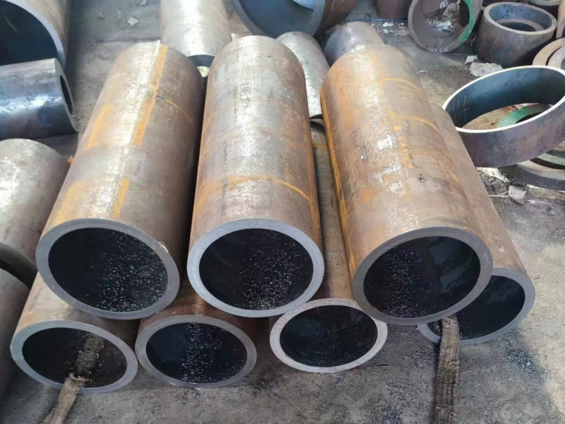 隆阳12Cr1MovG无缝钢管切割